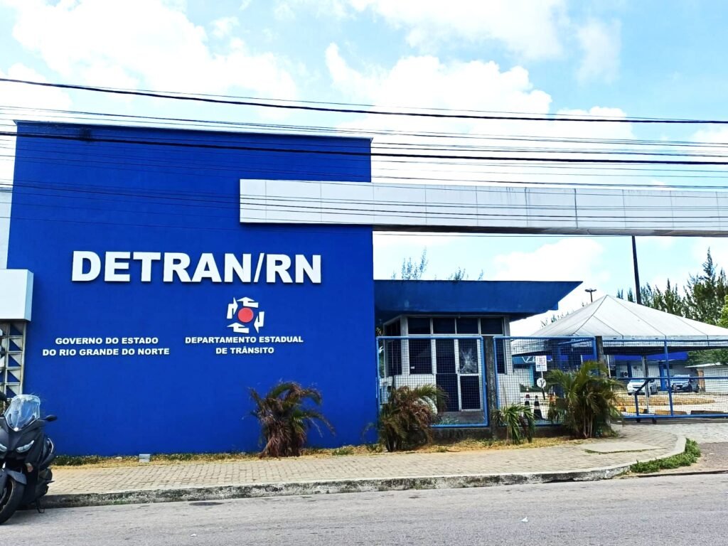 Detran/RN alerta para golpe com e-mails falsos sobre suspensão da CNH