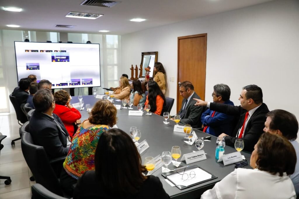 Governo do RN e Ministério do Trabalho discutem ampliação de qualificação digital no RN
