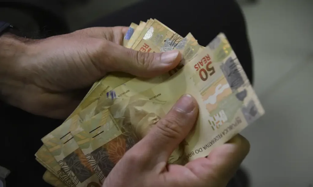 CMN regulamenta Fies Empreendedor e Desenrola Adimplentes
