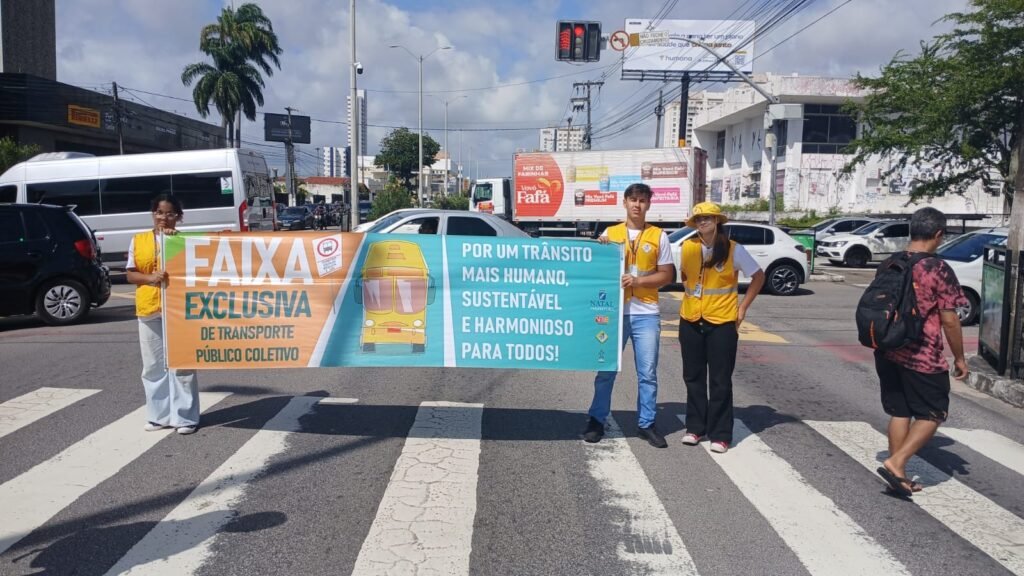 Semana do Ciclista chama atenção para respeito à faixa compartilhada