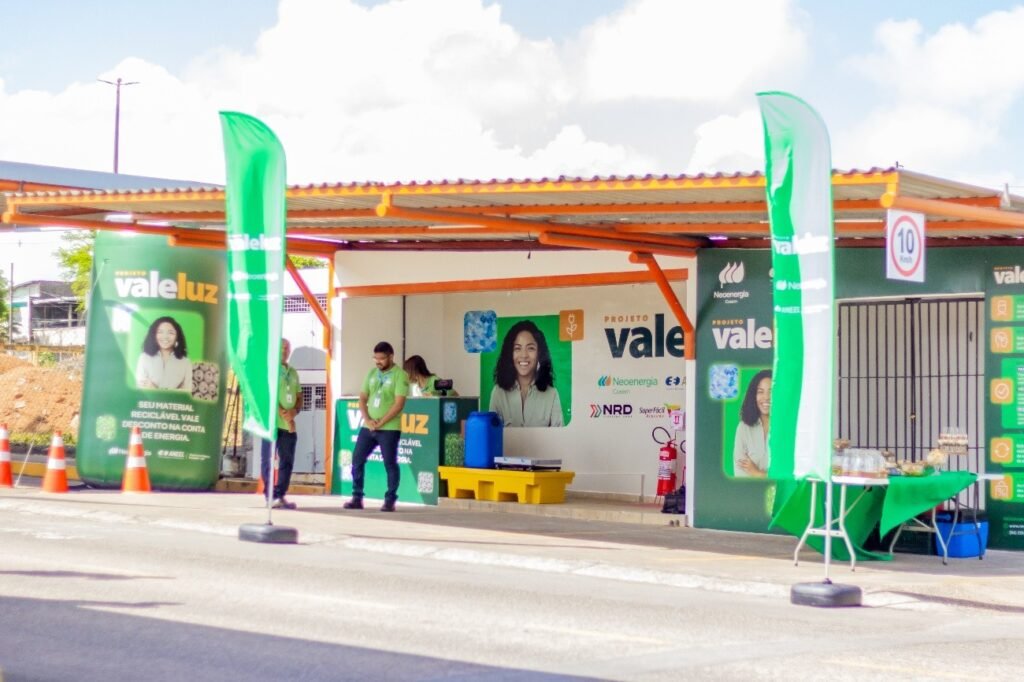 Agosto segue com Bandeira Amarela; veja como minimizar o impacto da taxa extra definida pela Aneel com dicas de economia