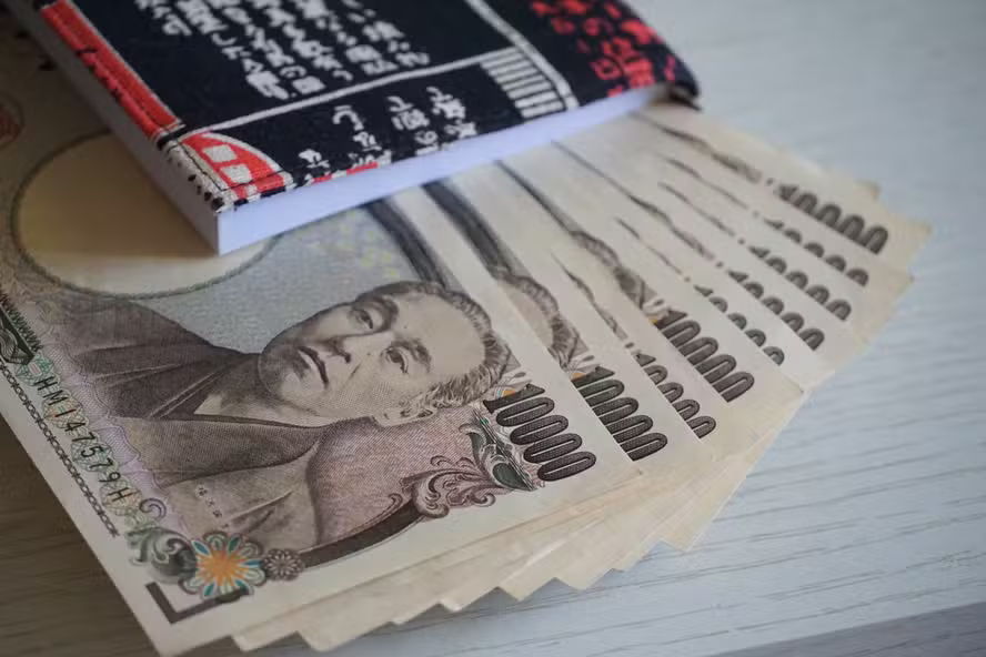 Japão anunciará intervenção cambial conjunta com EUA para conter desvalorização do iene