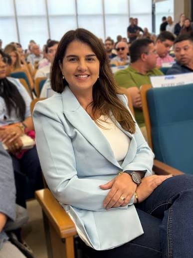 Dra. Júlia Almeida desiste de disputar vaga na Assembleia Legislativa