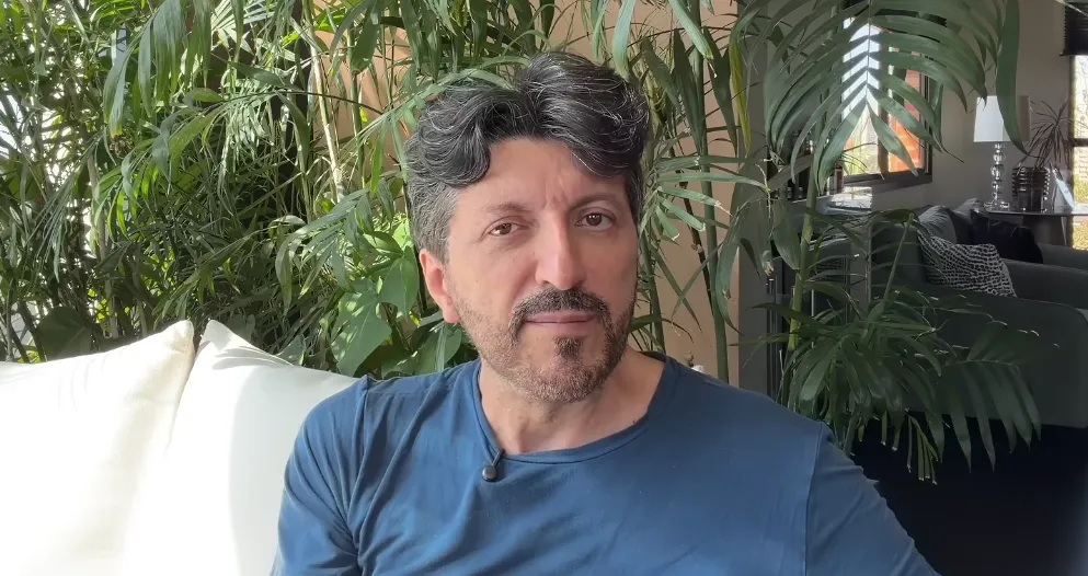 Influenciador Lito Sousa é diagnosticado com doença rara que gera perda de movimentos