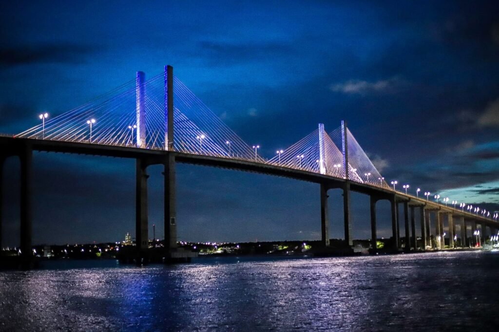 Natal ilumina monumentos em azul pelo Dia Internacional das Ataxias