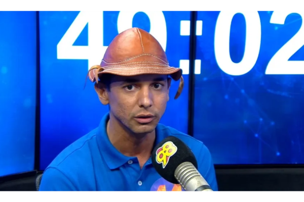 Álvaro sobre Allyson: “Como ainda tem coragem de pedir voto do RN?”