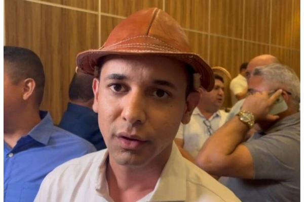 “Perfis falsos”: Processos envolvendo Allyson avançam e chegam ao TSE
