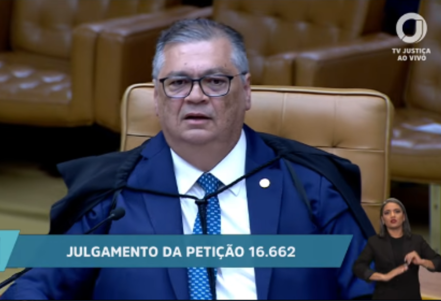 Dino defende julgamento conjunto de casos envolvendo Moraes e Mendonça no STF