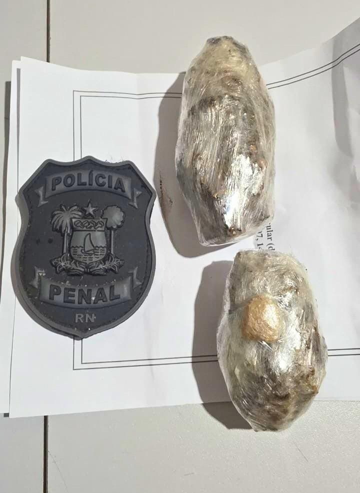 Visitante é presa com substância análoga à maconha antes de entrar em Alcaçuz