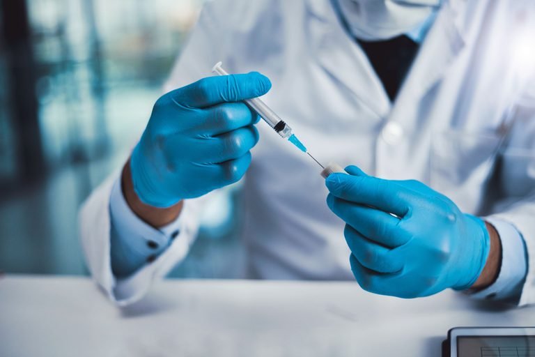 Fiocruz inicia estudo de vacina contra Covid com tecnologia mRNA