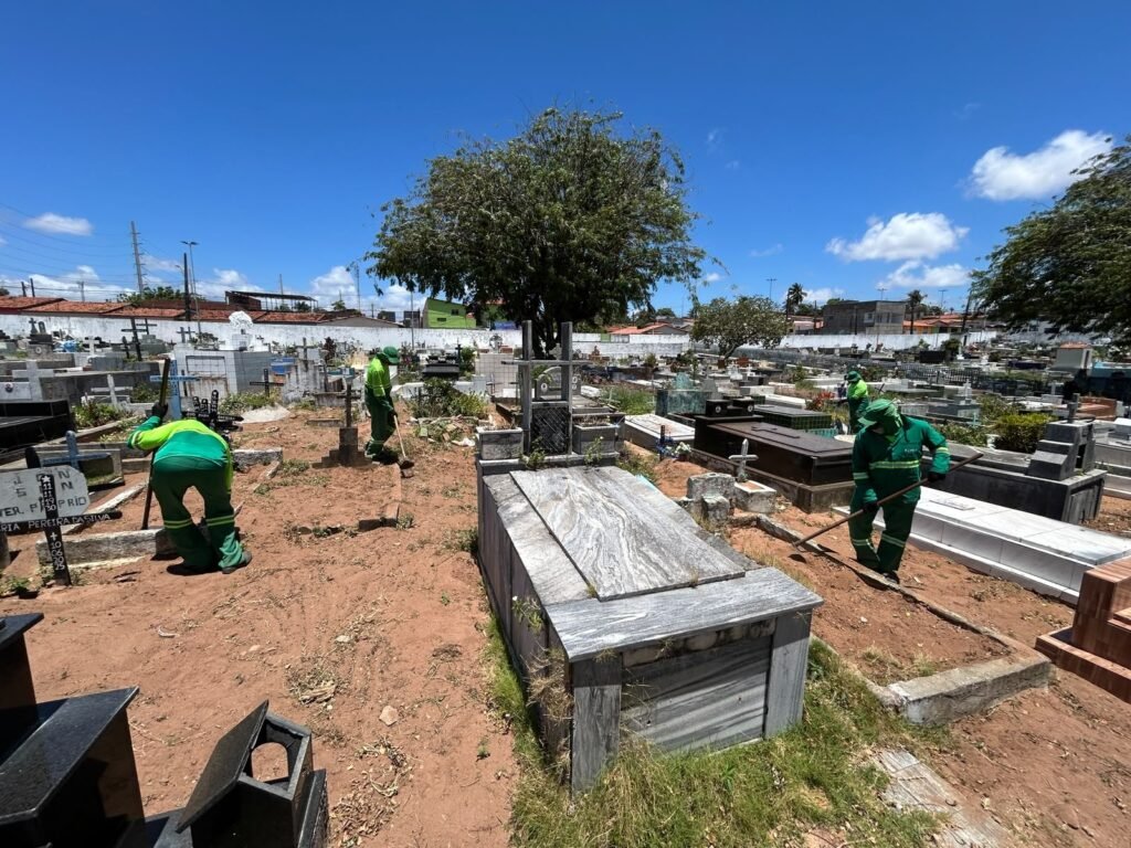 Natal inicia manutenção nos cemitérios públicos para o Dia de Finados