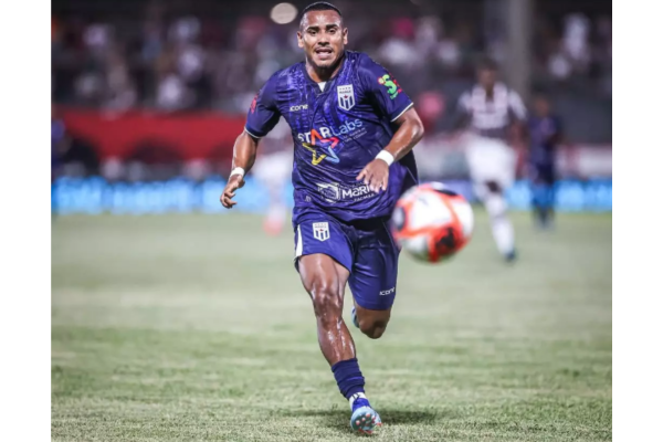 América anuncia o quarto reforço