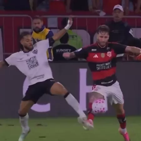 Foi pênalti para o Flamengo? Lance contra o Atlético-MG divide opiniões e gera polêmica
